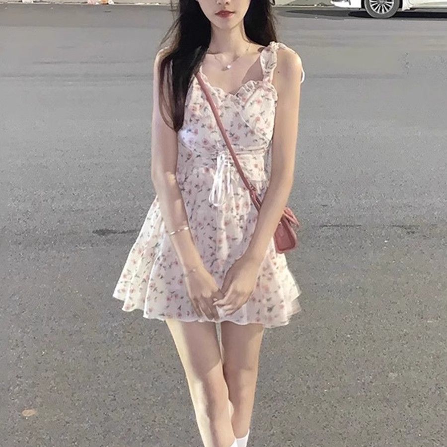 MY10822# 甜欲风裙V领碎花吊带裙女2025新花边收腰显瘦风连衣裙女裝貨源服裝批發
