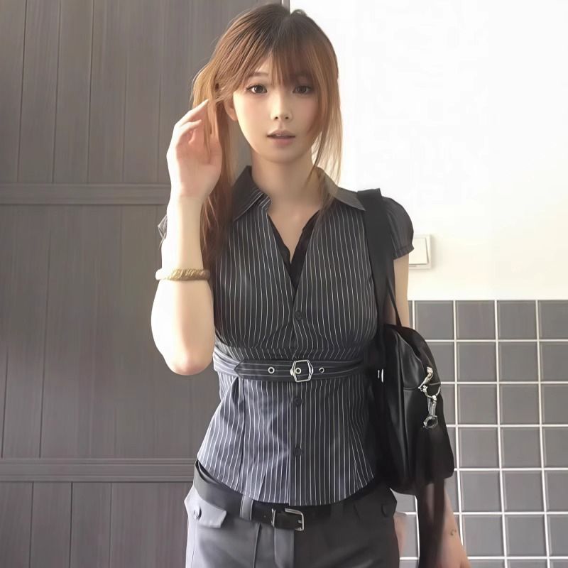 FA33124# 原版色织条灰色条纹蕾丝翻领短袖衬衫女夏设计感收腰显瘦衬衣 服裝批發女裝批發服飾貨源