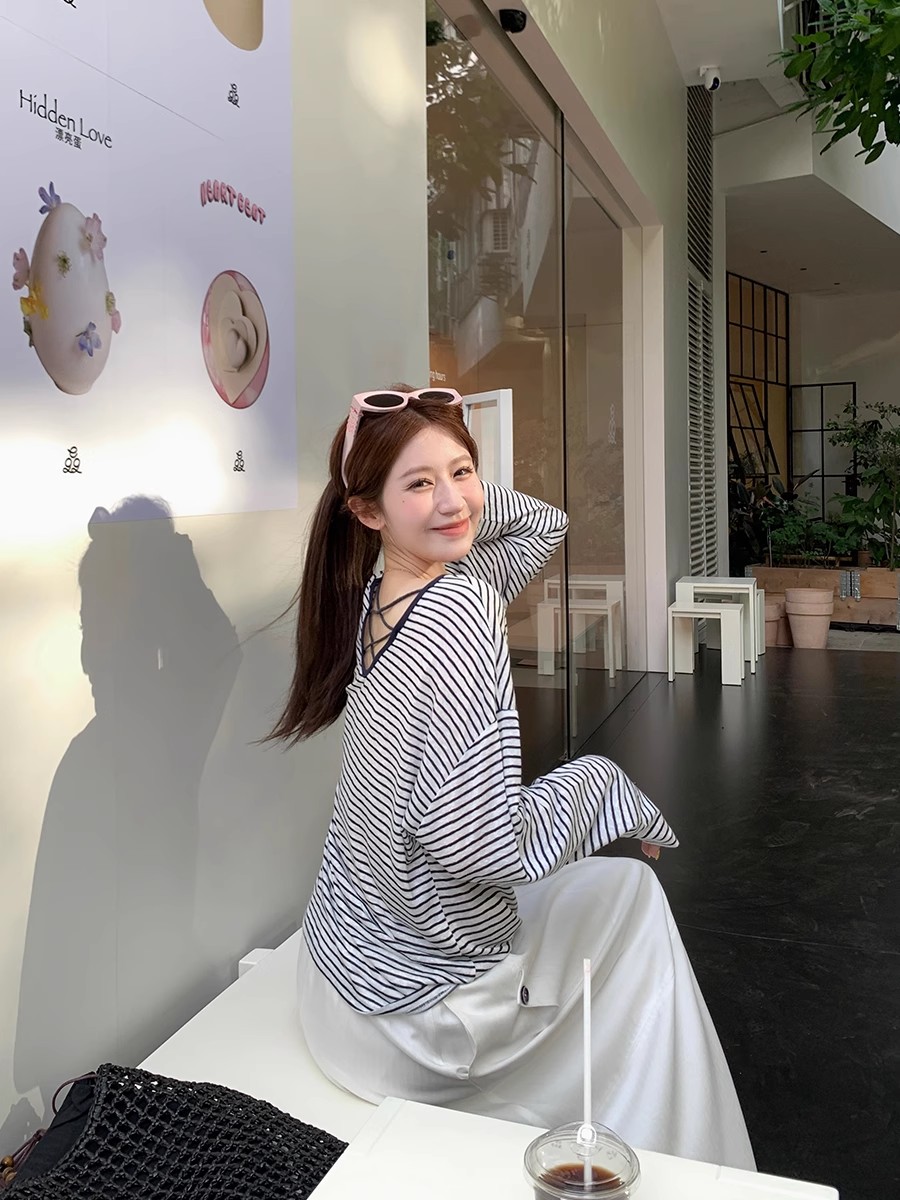 MY11565# 杨杨YANGRUOYU航海日志防晒条纹长袖T恤女松弛设计感圆领小衫女裝貨源服裝批發