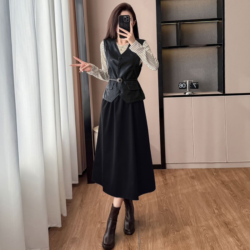 條紋T恤pu皮馬甲連衣裙兩件套女春秋2025新款爆款高級感兩件套