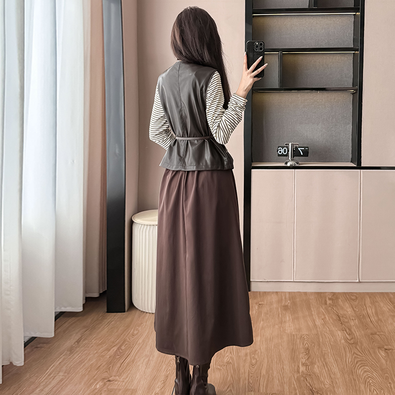 條紋T恤pu皮馬甲連衣裙兩件套女春秋2025新款爆款高級感兩件套