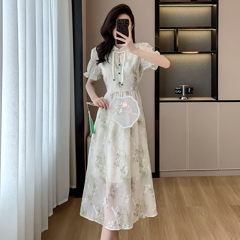 新中式盤扣流蘇刺繡復古連衣裙夏季新款氣質名媛白裙子