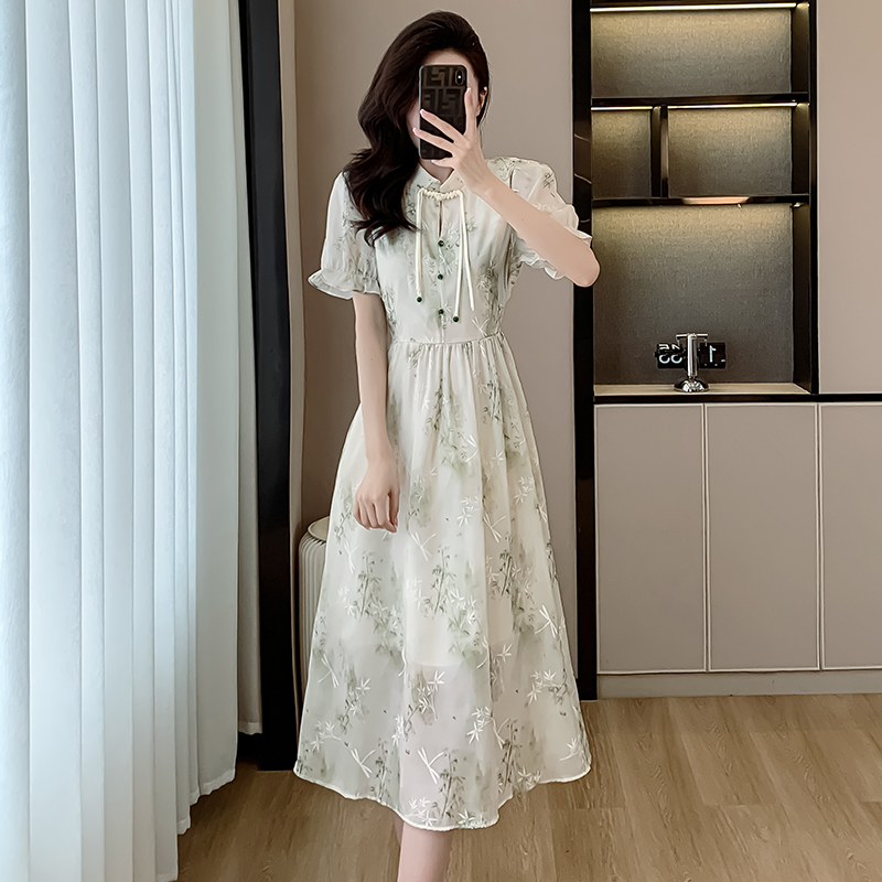 新中式盤扣流蘇刺繡復古連衣裙夏季新款氣質名媛白裙子