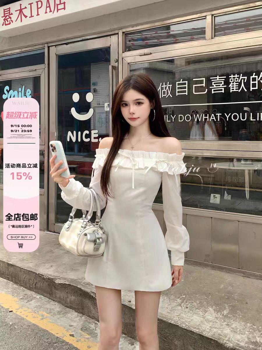 MY13604# 画解WAHJU 爱丽丝告白 一字肩蝴蝶结拼接设计修身显瘦...