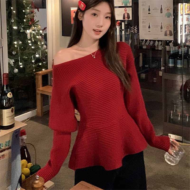 MY17587# 红色荷叶边下摆斜肩长袖针织衫温柔风气质收腰显瘦上衣女裝貨...