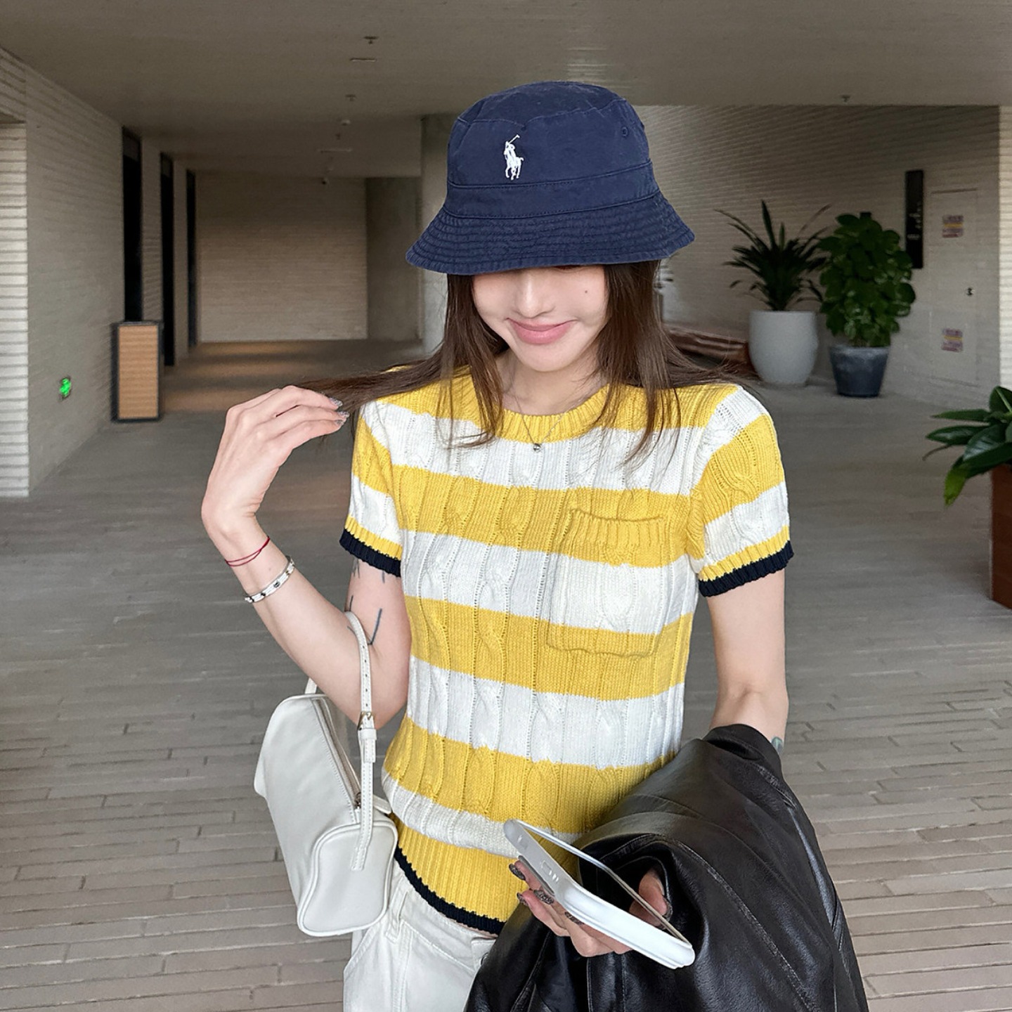撞色條紋貼袋圓領短袖針織衫女春季休閑風修身顯瘦套頭上衣