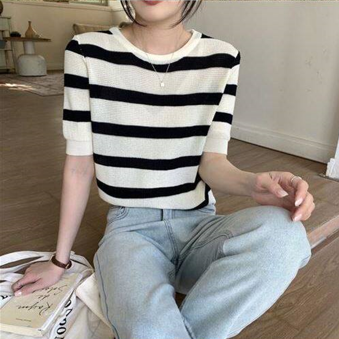 時髦洋氣撞色條紋圓領針織衫女短袖恤韓版設計感顯瘦純欲風上衣