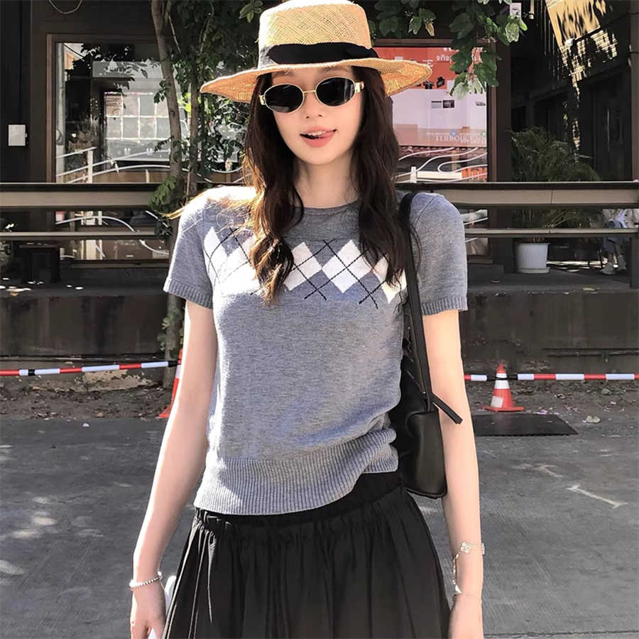復古通勤風短袖T恤女夏季菱格紋針織衫設計感杏色圓領套頭上衣服
