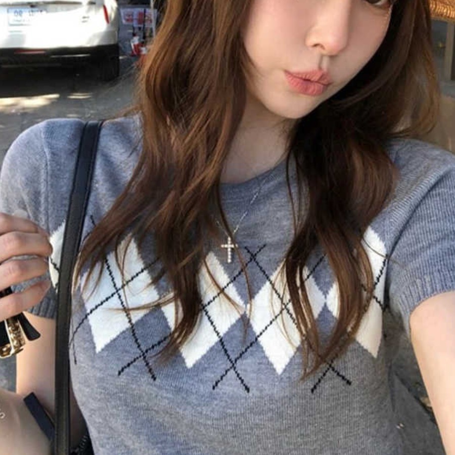 復古通勤風短袖T恤女夏季菱格紋針織衫設計感杏色圓領套頭上衣服