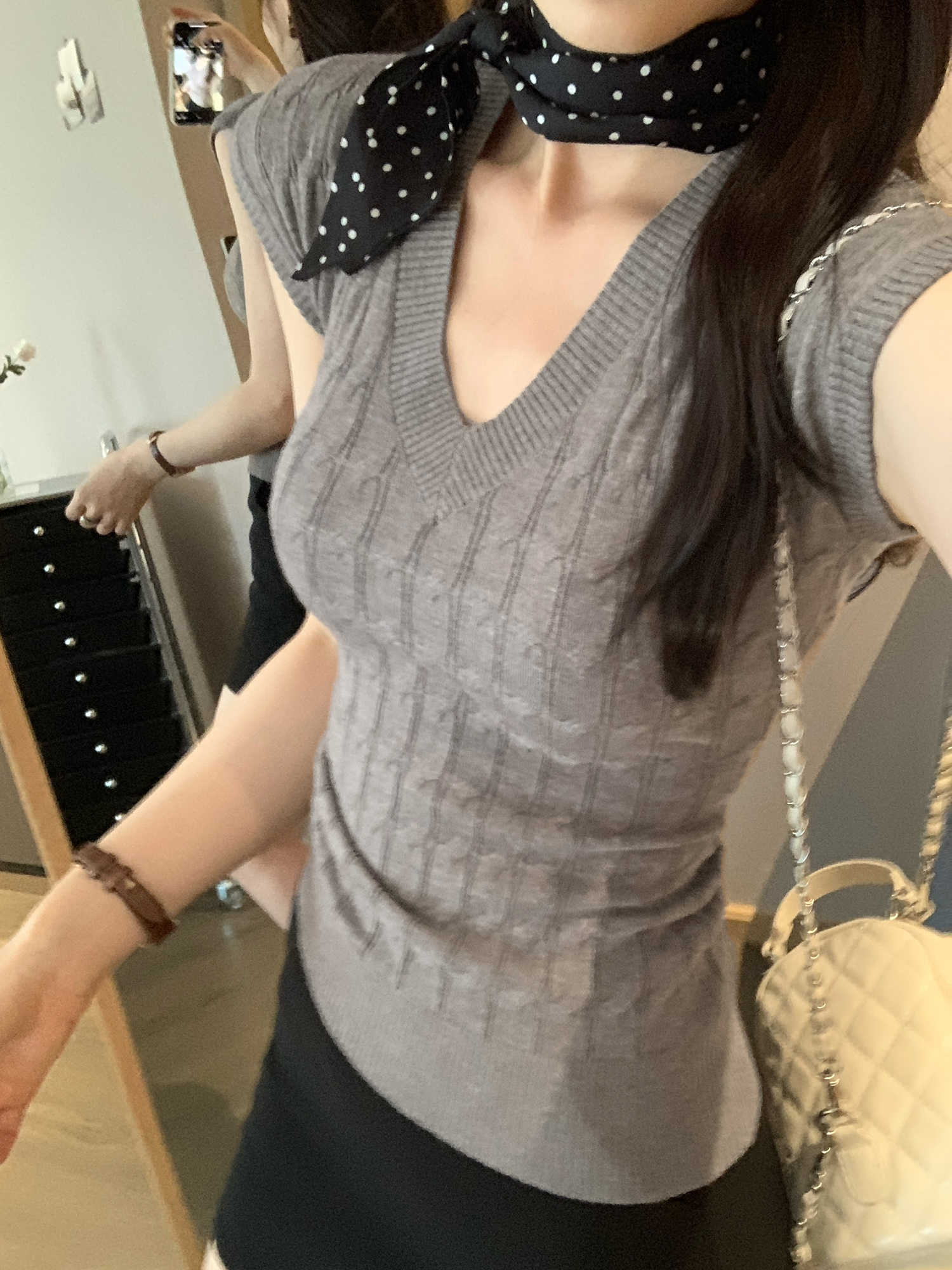 超好看坎肩無袖針織背心女夏新款設計感小眾修身V領上衣