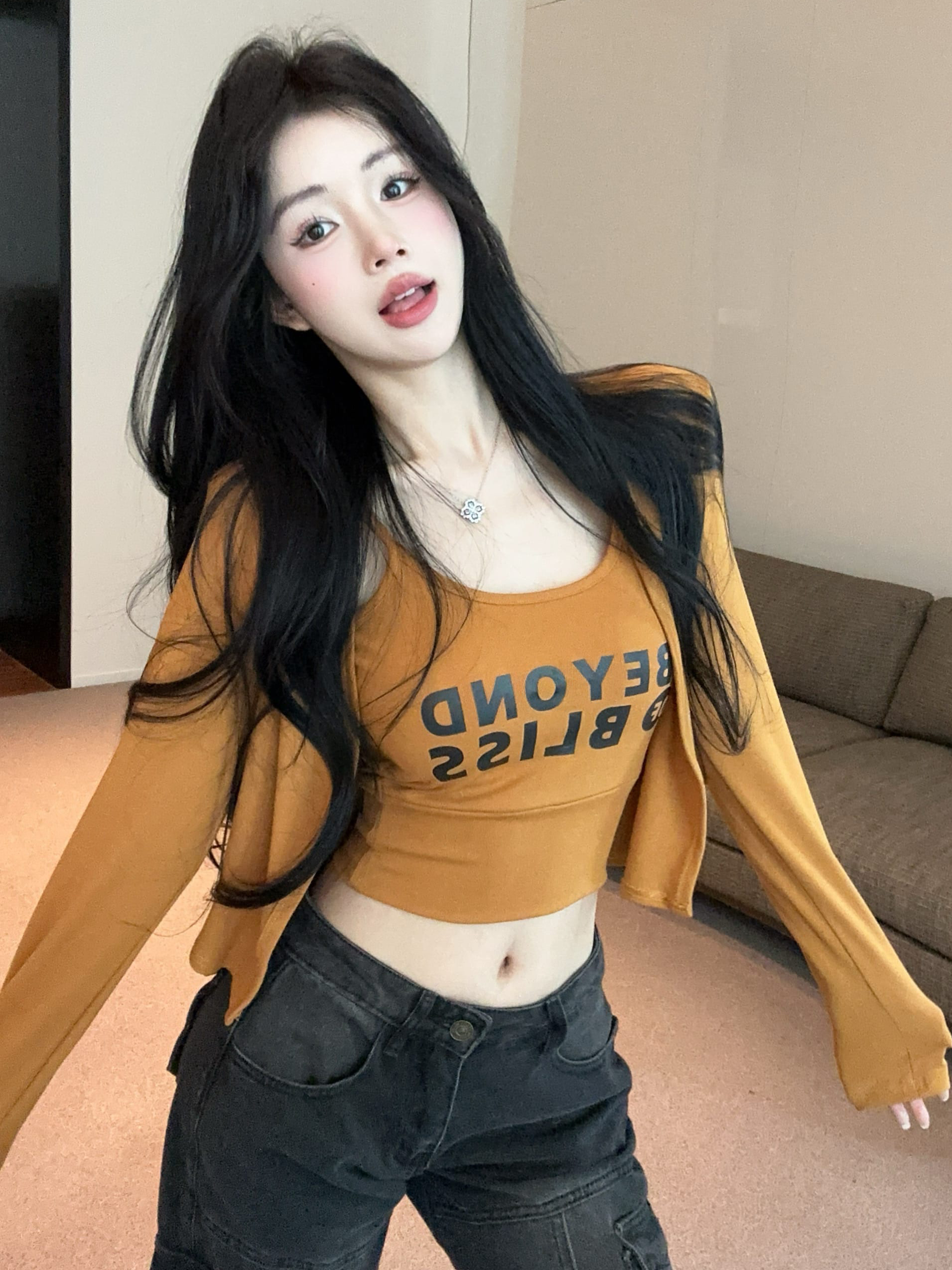 MY13207# 辣妹时尚百搭胸垫印花字母吊带开衫外套两件套装女裝貨源服裝批發