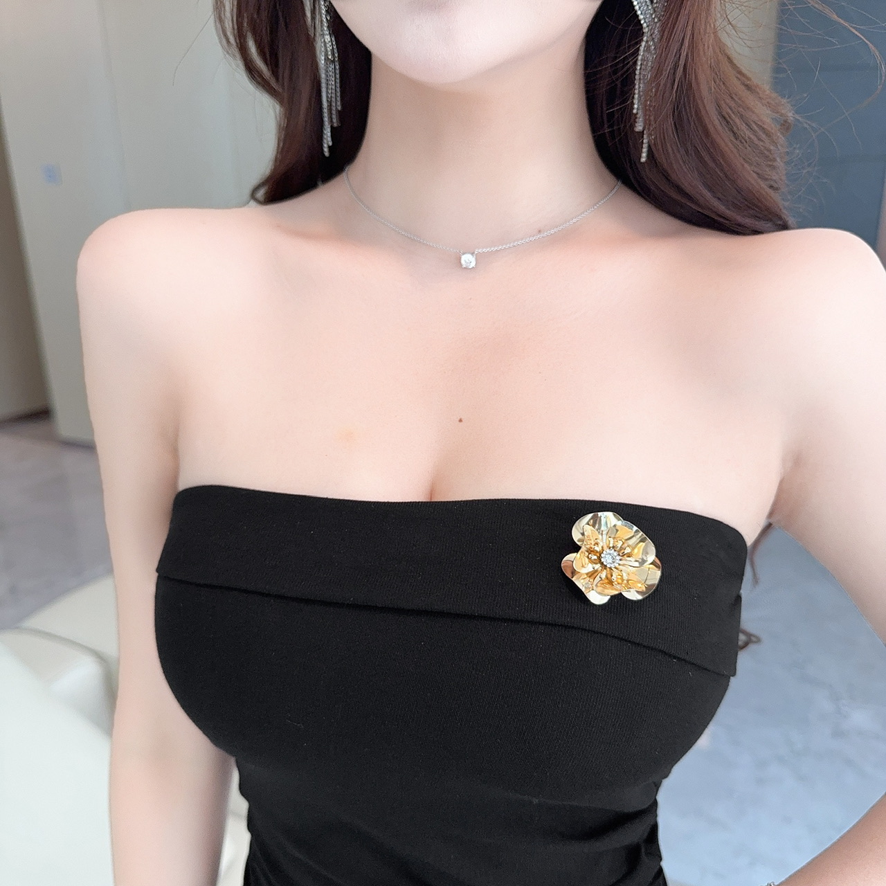 實拍低胸彈力棉質抹胸包臀打底短款緊身連衣裙  配胸花