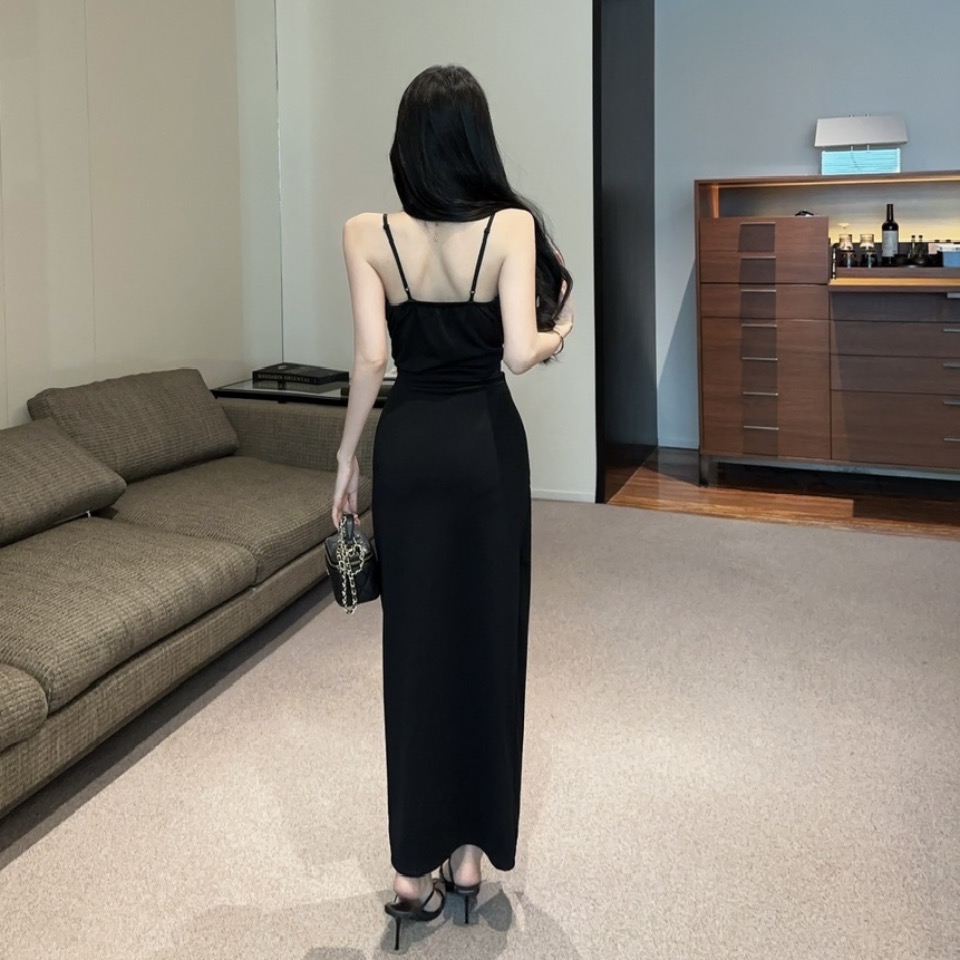 實拍性感低胸裝色吊帶包臀打底連衣裙