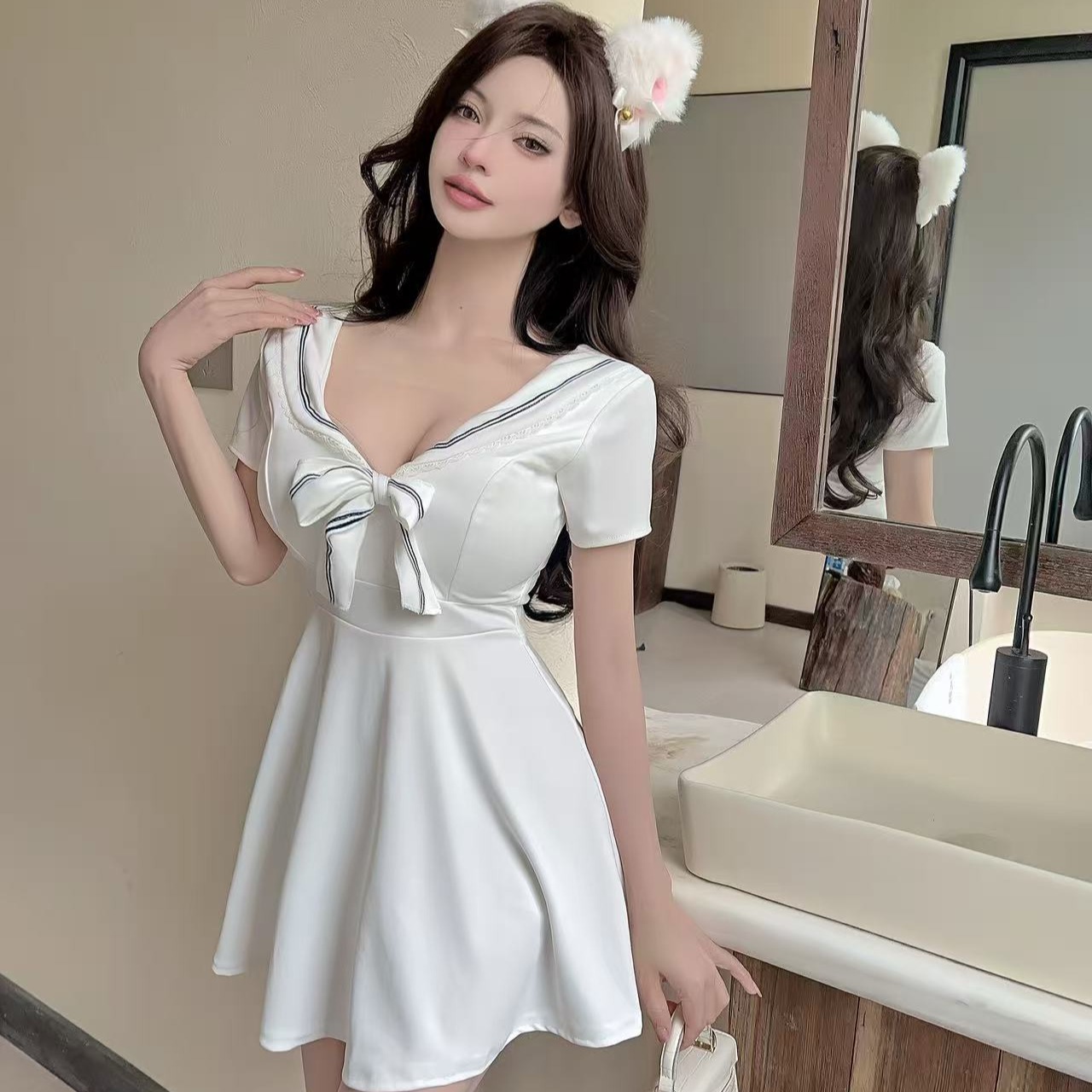 實拍短款制服風收腰翻領短袖連衣裙