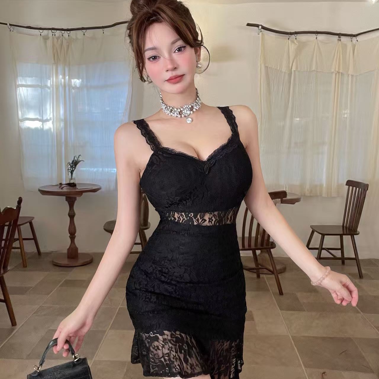 實拍性感蕾絲吊帶包臀打底短款連衣裙