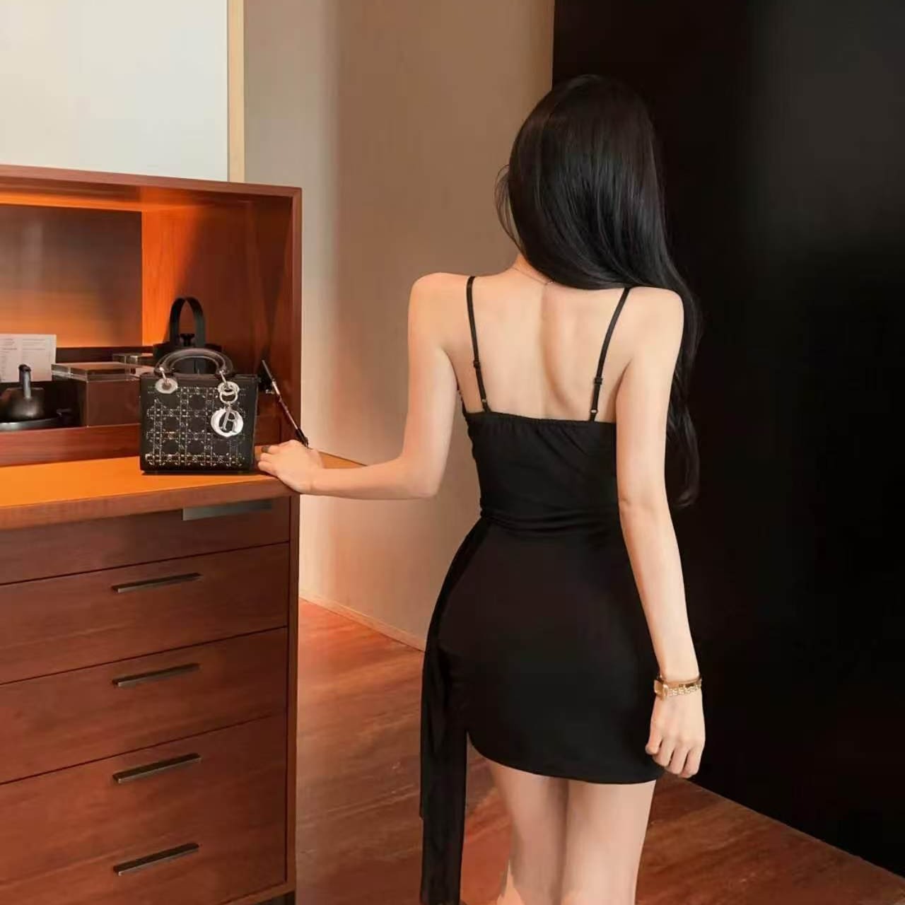 實拍性感低胸花朵拼接吊帶連衣裙