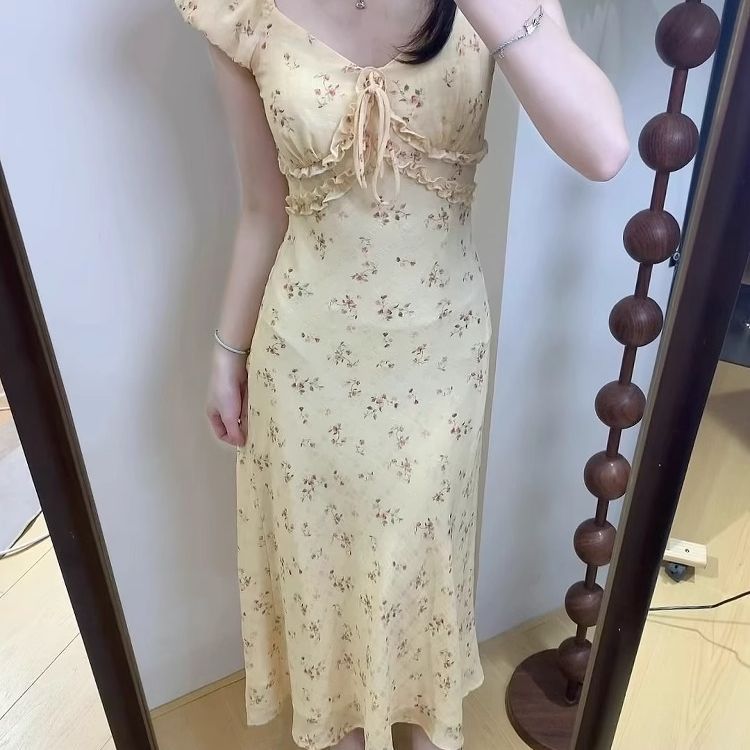 MY11782# 绝美V领碎花法式连衣裙女夏季新款气质收腰显瘦度假长裙茶歇a字裙