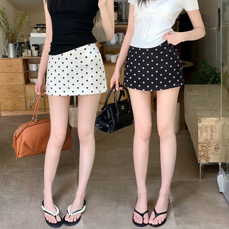 實拍復古溫柔風緞面波點半身裙女2026夏新款顯瘦氣質包臀短裙褲裙