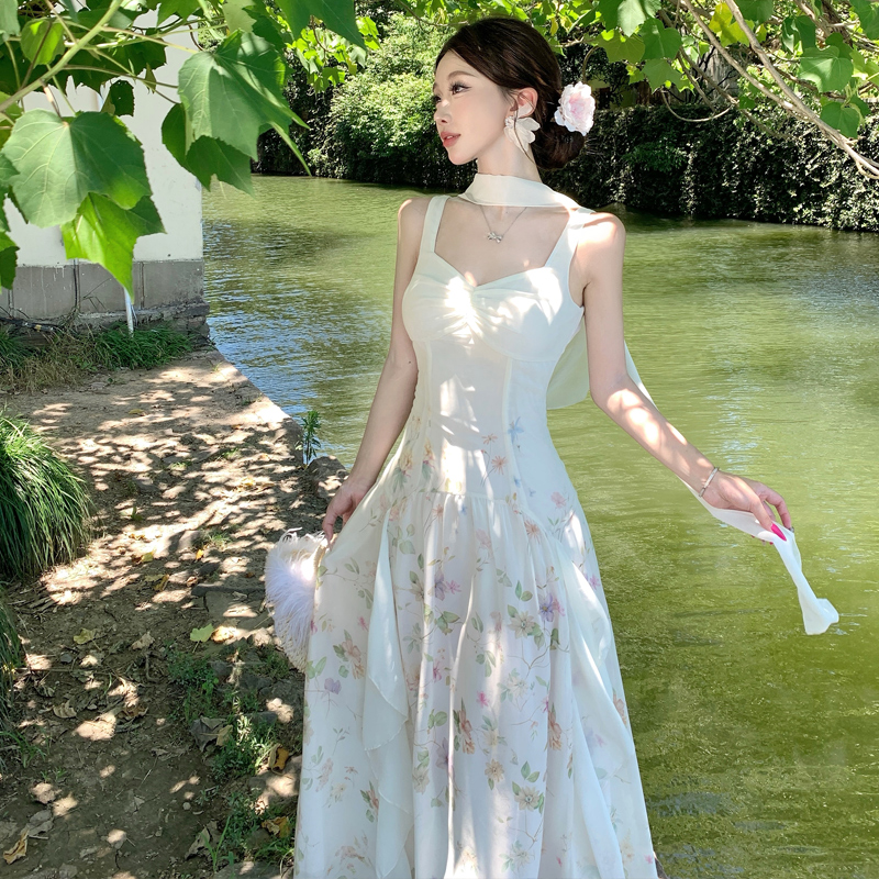 定位花/度假扎染后背蝶翼吊帶連衣裙送飄帶
