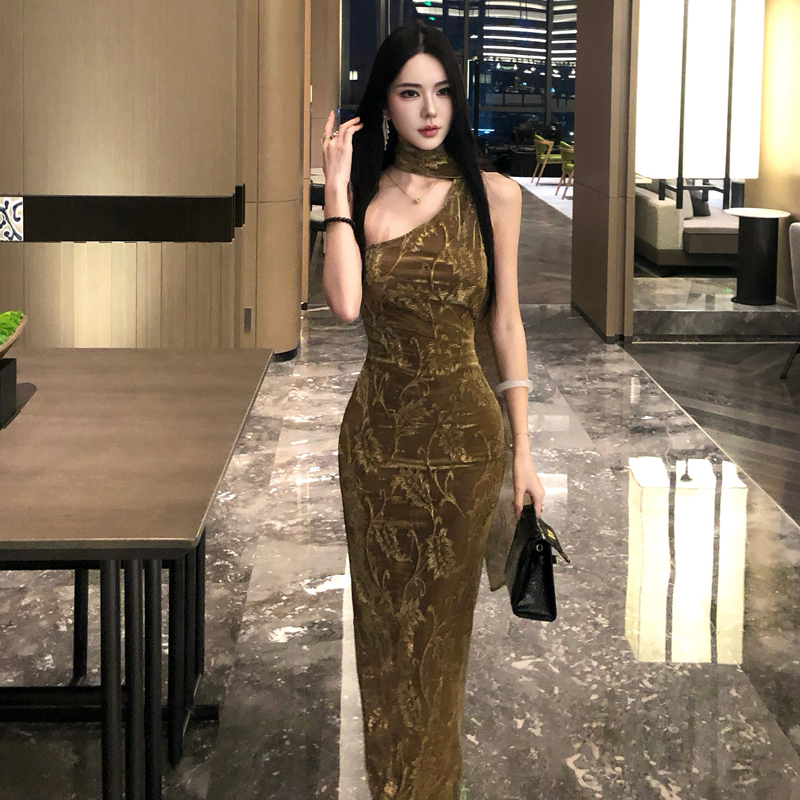 金枝法式復古斜肩包臀連衣裙年會禮服裙