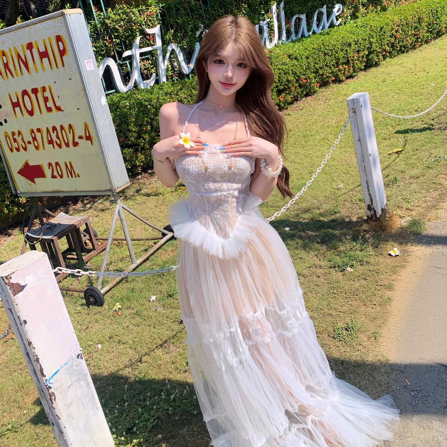 水光紗蕾絲提花拼接長款掛脖紗裙連衣裙印花仙女裙