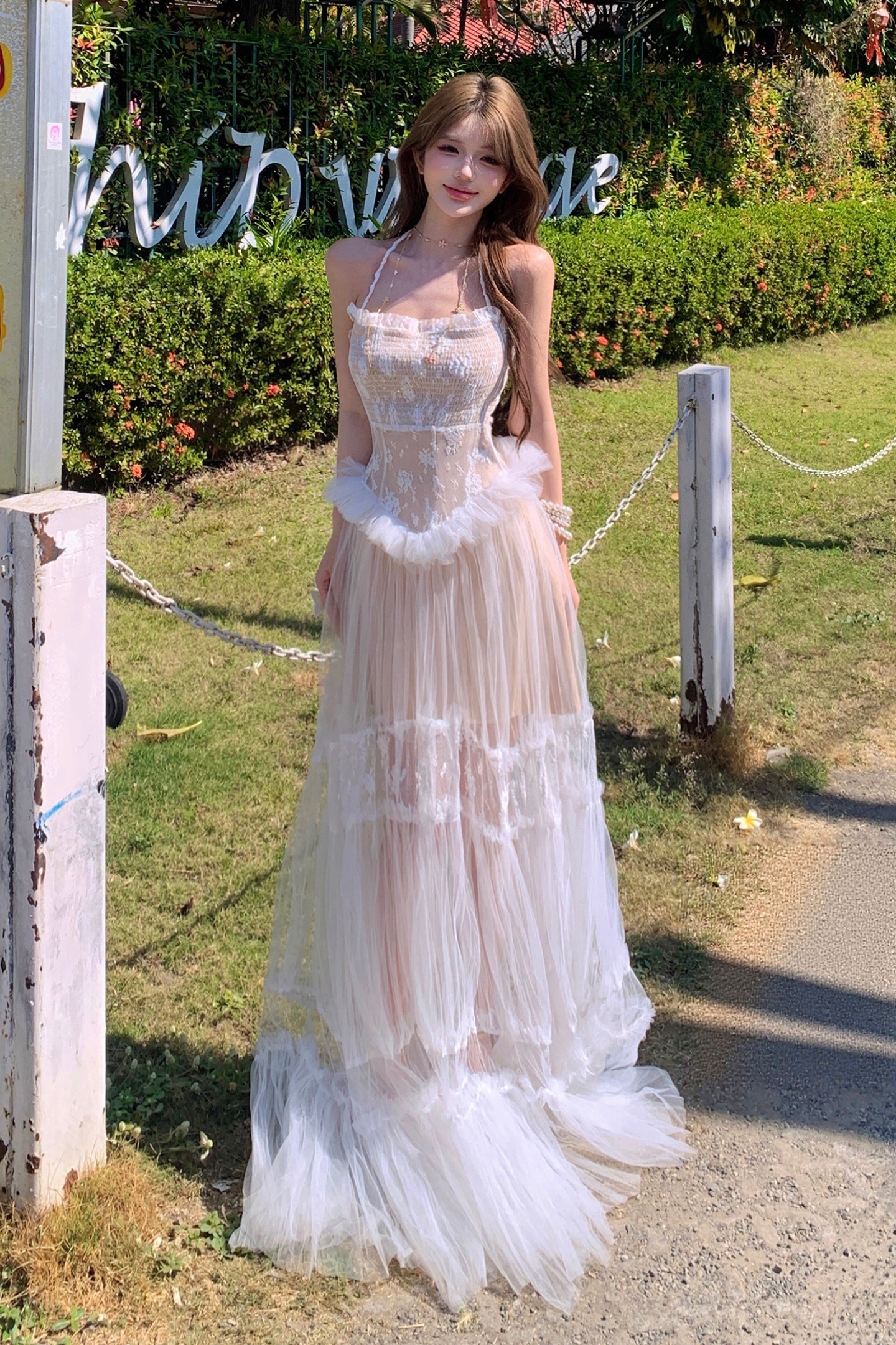 水光紗蕾絲提花拼接長款掛脖紗裙連衣裙印花仙女裙