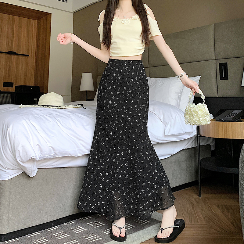 實拍紅色碎花半身裙女2026夏高腰氣質a字裙子木耳邊巨好看中長裙