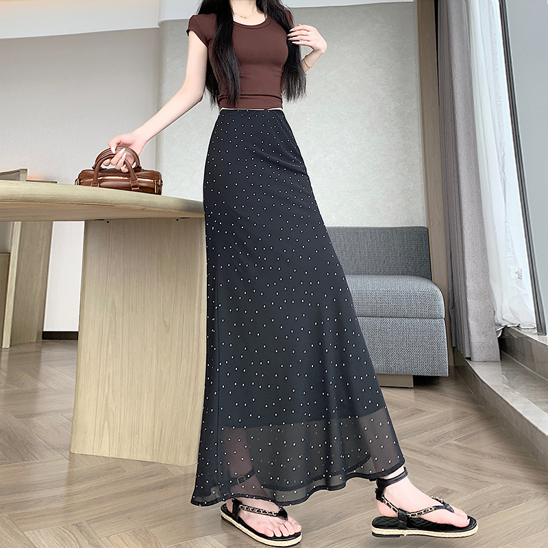 實拍設計感黑色波點包臀裙半身裙女2026夏季別致減齡顯瘦氣質長裙