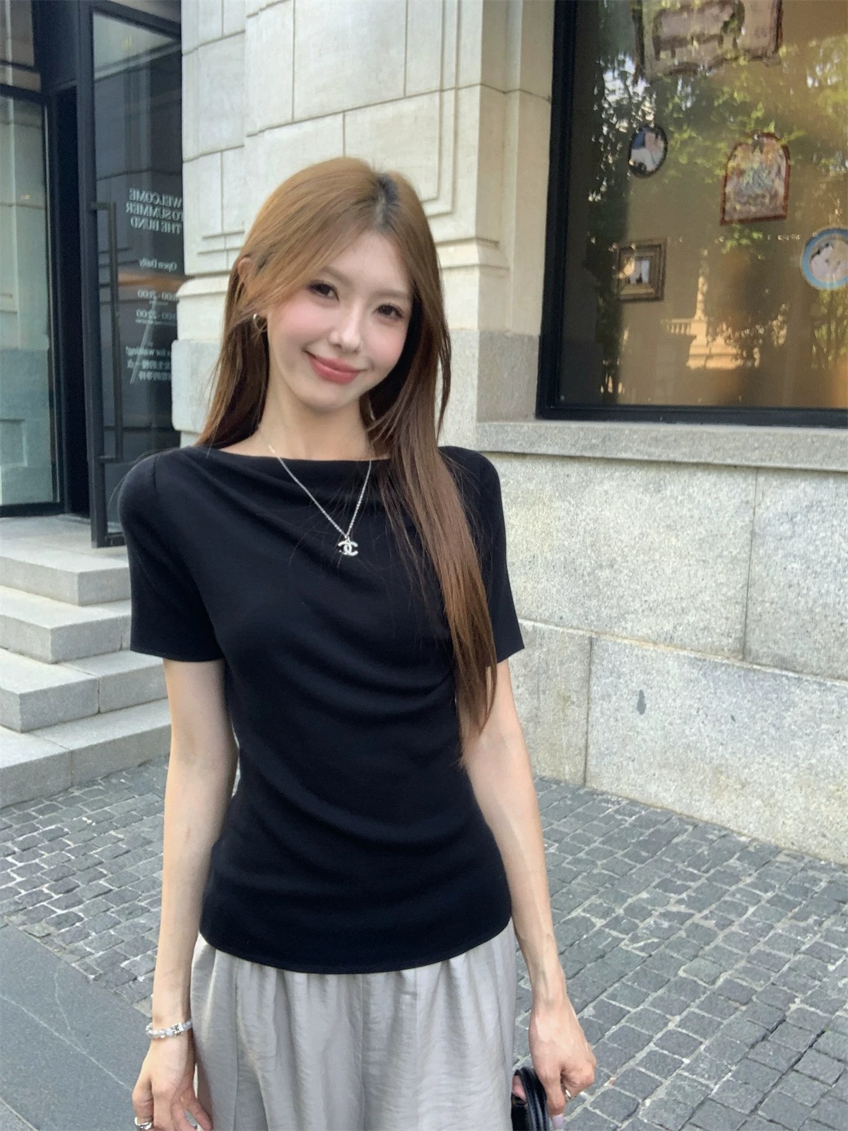 巨好看的純欲蕩領修身針織短袖t恤女夏季輕奢高級感冰絲顯瘦上衣