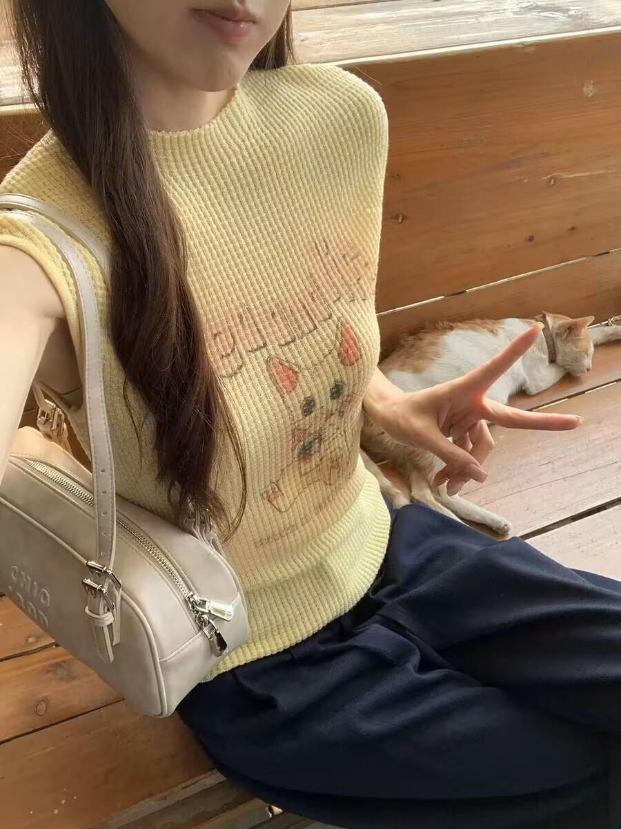 Okaaay調皮小野貓夏季修身設計感無袖上衣女桑蠶絲華夫格背心