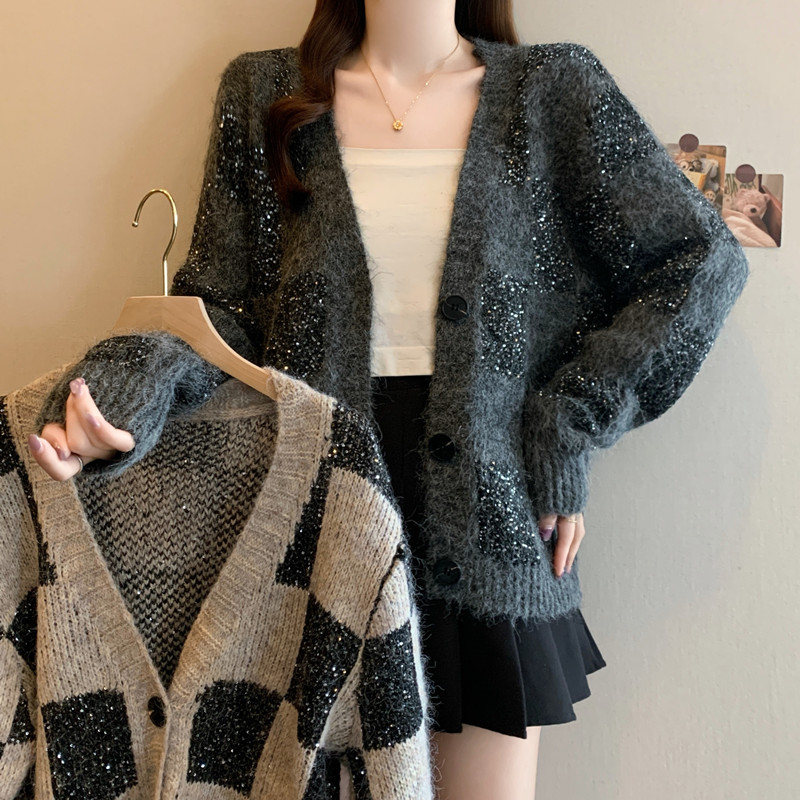 MY14688# 大码女装V领毛衣开衫新款设计感小众时尚气质针织外套女裝貨...