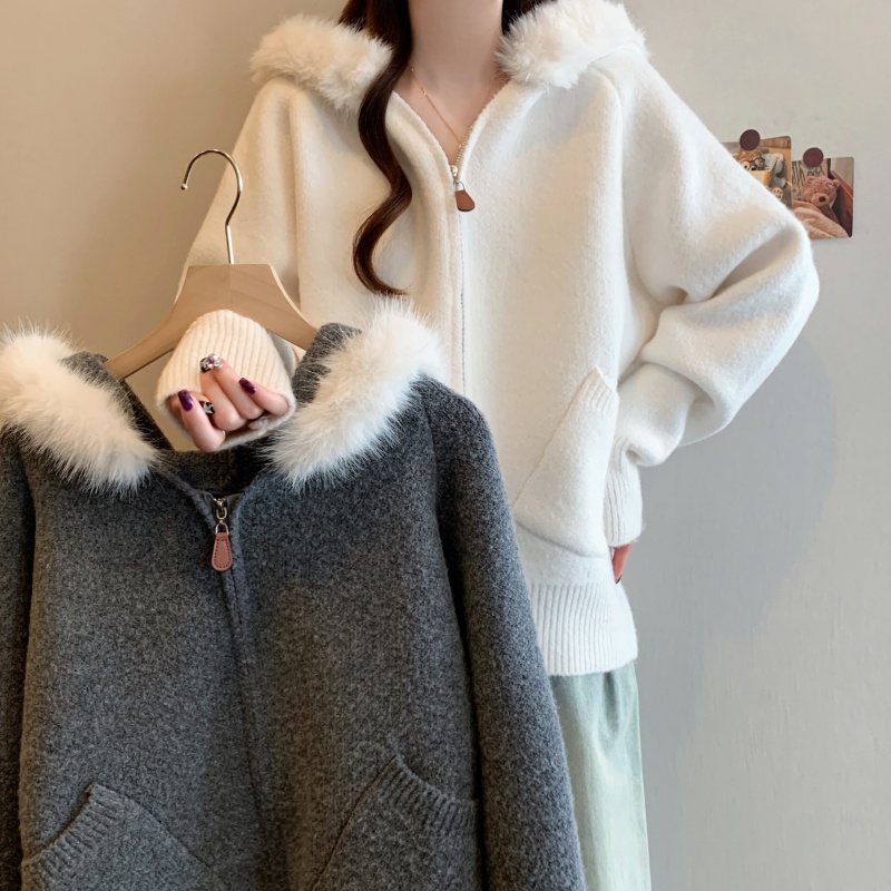 MY15602# 大码女装胖MM冬季毛领连帽毛衣开衫时尚减龄慵懒加厚针织外套女裝貨源服裝批發