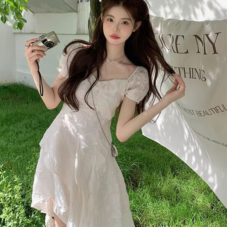 超仙荷葉邊不規則連衣裙女夏2025年新款設計感收腰法式初戀小白裙