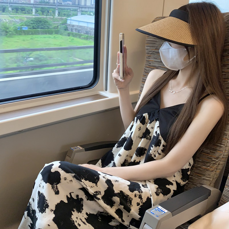 外貿港味復古chic長裙赫本風氣質顯瘦黑色碎花吊帶連衣裙子女夏季