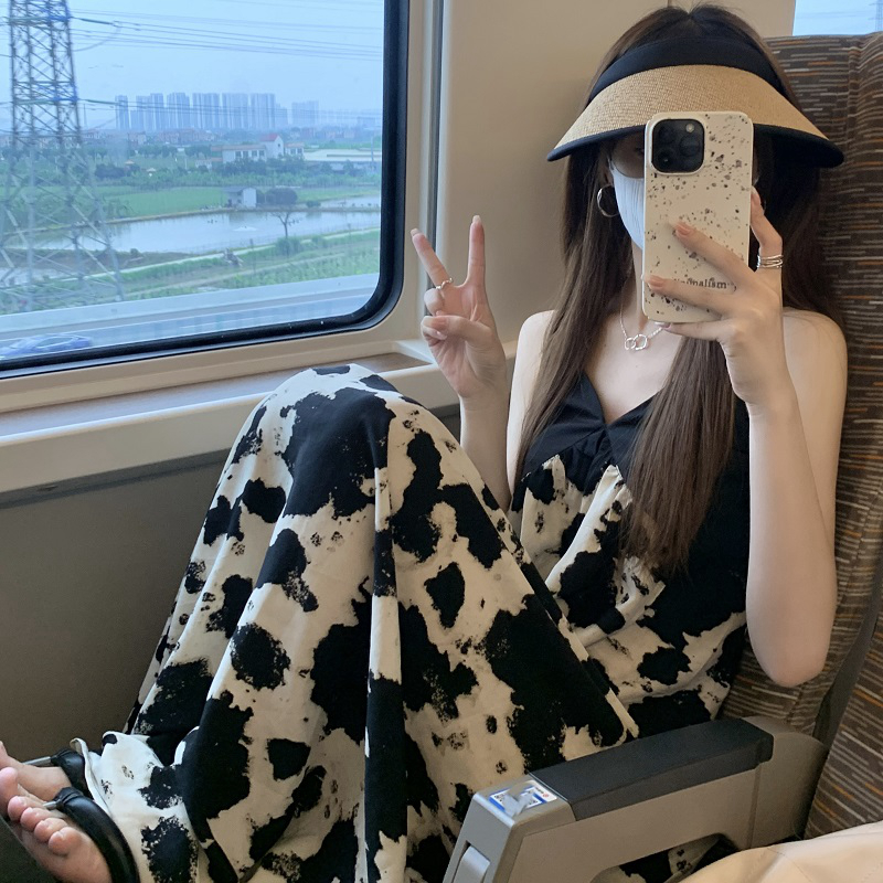 外貿港味復古chic長裙赫本風氣質顯瘦黑色碎花吊帶連衣裙子女夏季