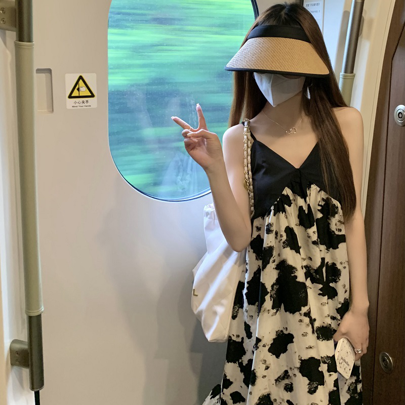 外貿港味復古chic長裙赫本風氣質顯瘦黑色碎花吊帶連衣裙子女夏季