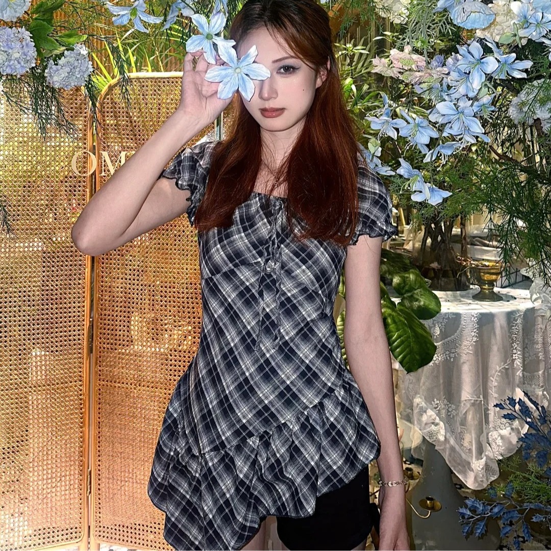 法式復古方領格紋襯衫女夏季新款短袖小衫大碼顯瘦不規則上衣