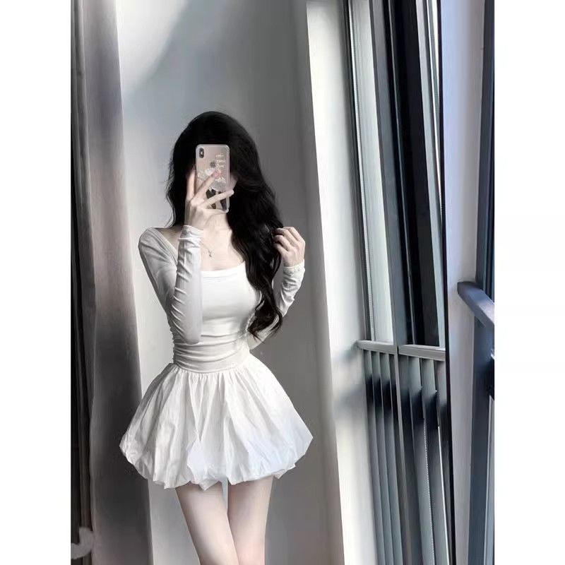 2025秋季純欲收腰顯瘦氣質辣妹短裙子女針織內搭性感蓬蓬連衣裙