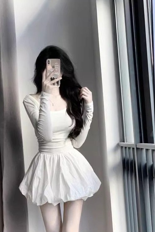 2025秋季純欲收腰顯瘦氣質辣妹短裙子女針織內搭性感蓬蓬連衣裙