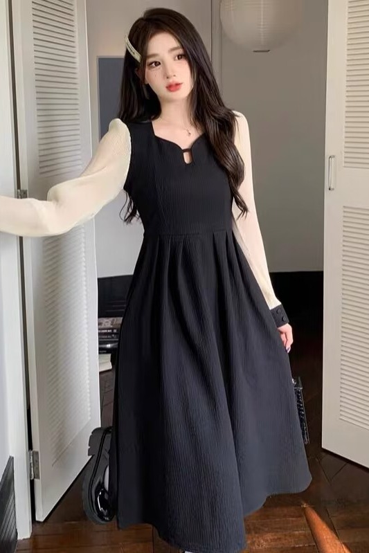 大碼法式赫本風別致長袖連衣裙女春季胖妹妹遮肚子顯瘦拼接長裙子