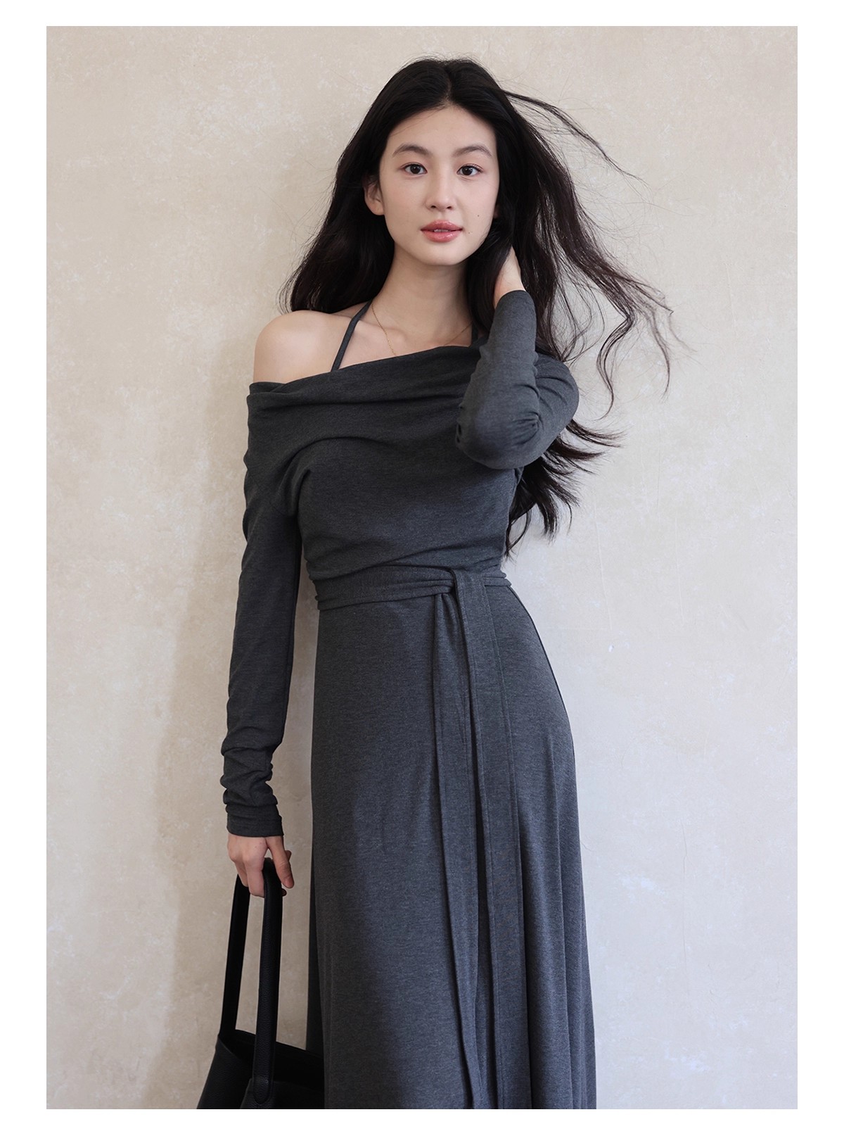 2025秋冬新款蕩領溫柔氣質吊帶掛脖灰色針織連衣裙女秋季修身長裙