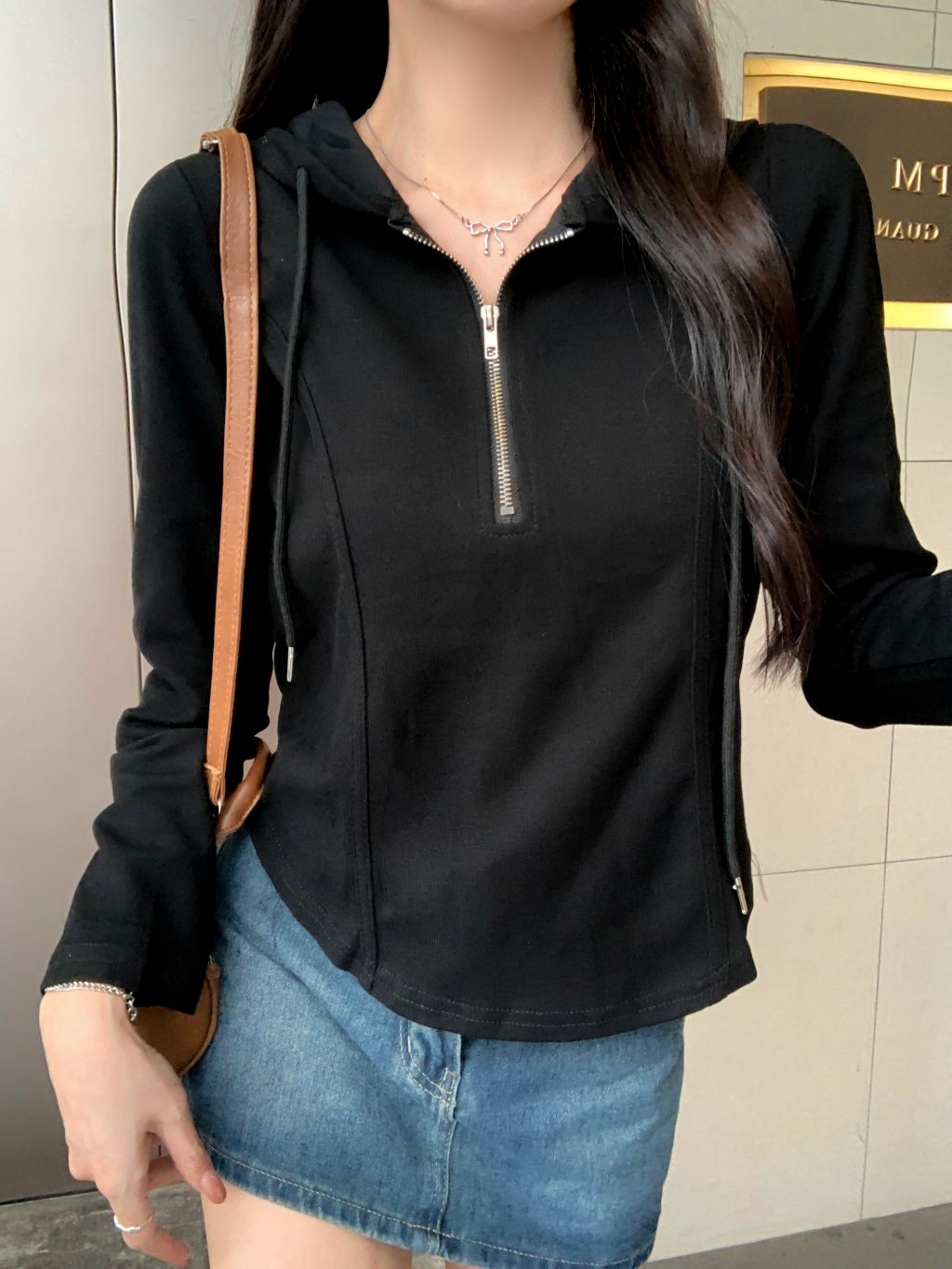 MY15848# 华棉复合 内搭短款白色连帽卫衣女打底衫帽衫女裝貨源服裝批發