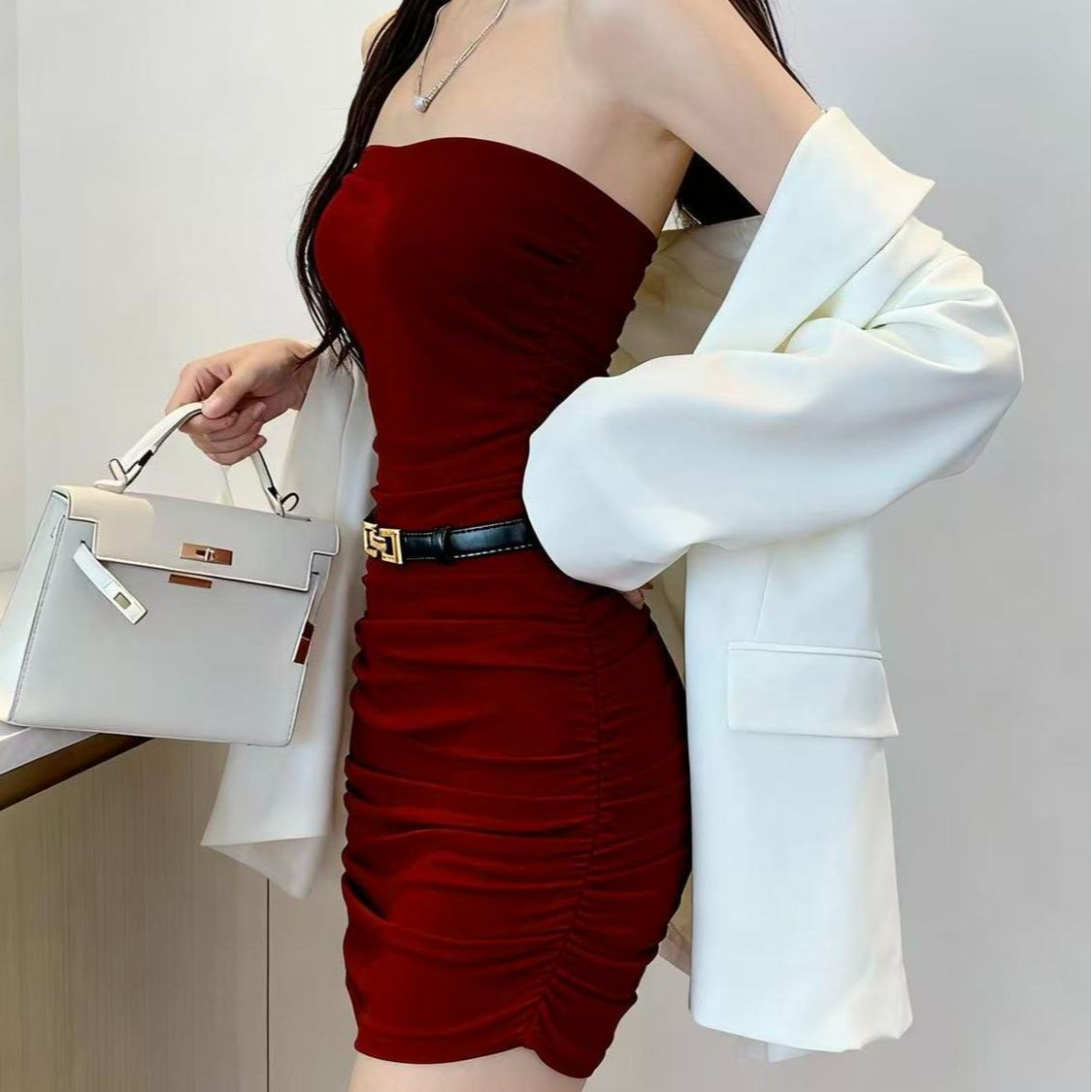 高級感抹胸連衣裙辣妹顯瘦春夏秋冬緊身褶皺短裙腰帶包臀裙兩件套