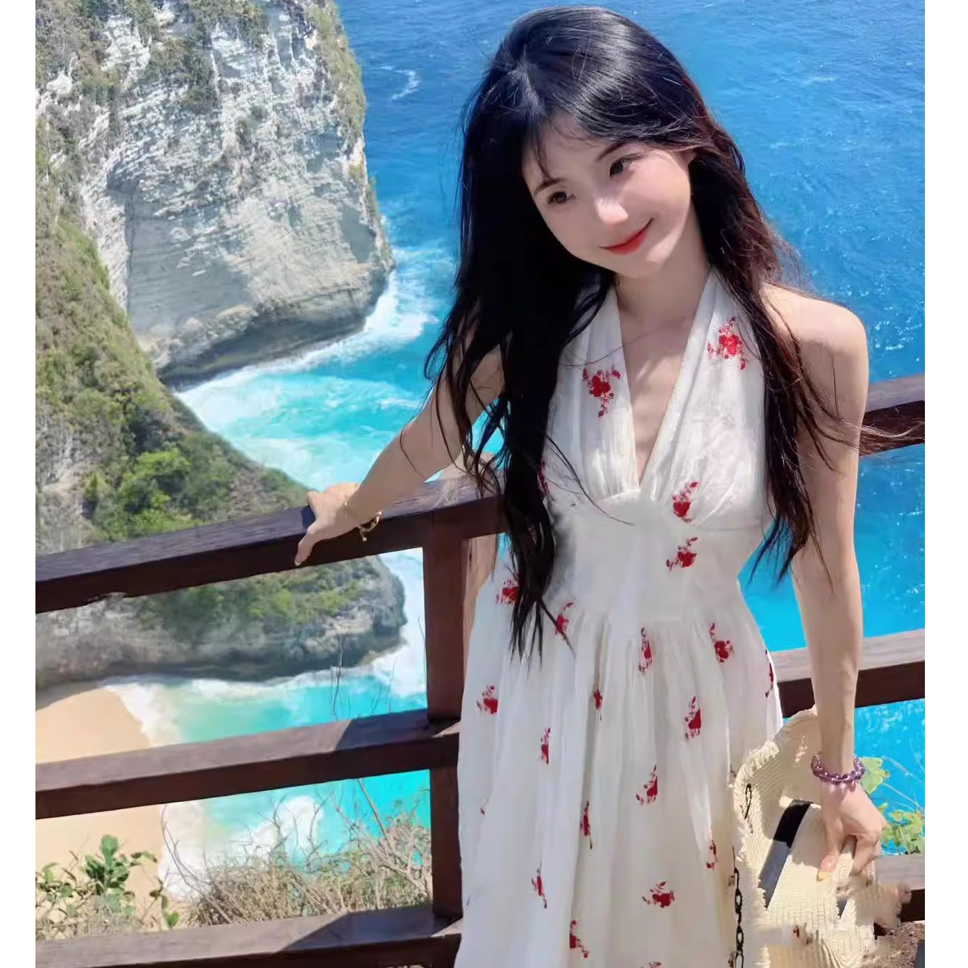 無袖V領掛脖連衣裙夏季新款溫柔氣質收腰顯瘦連衣裙仙氣超仙森系
