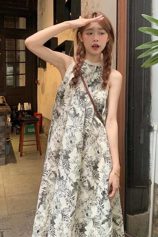 法式復古水墨畫印花無袖掛脖連衣裙女夏季修身顯瘦氣質減齡中長裙