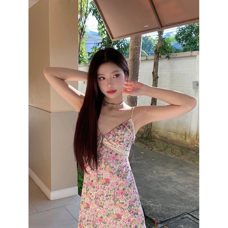 純欲蕾絲邊碎花吊帶連衣裙女夏度假風海邊沙灘裙辣妹高腰包臀裙子