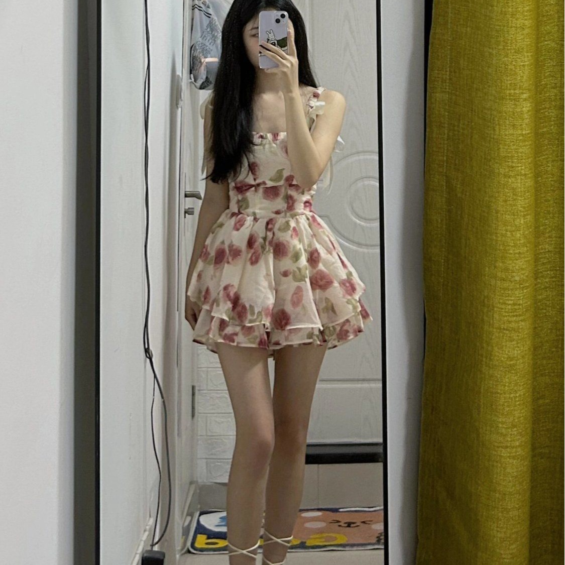 甜美風綁帶碎花蓬蓬女夏薄款收腰吊帶連衣裙短裙子