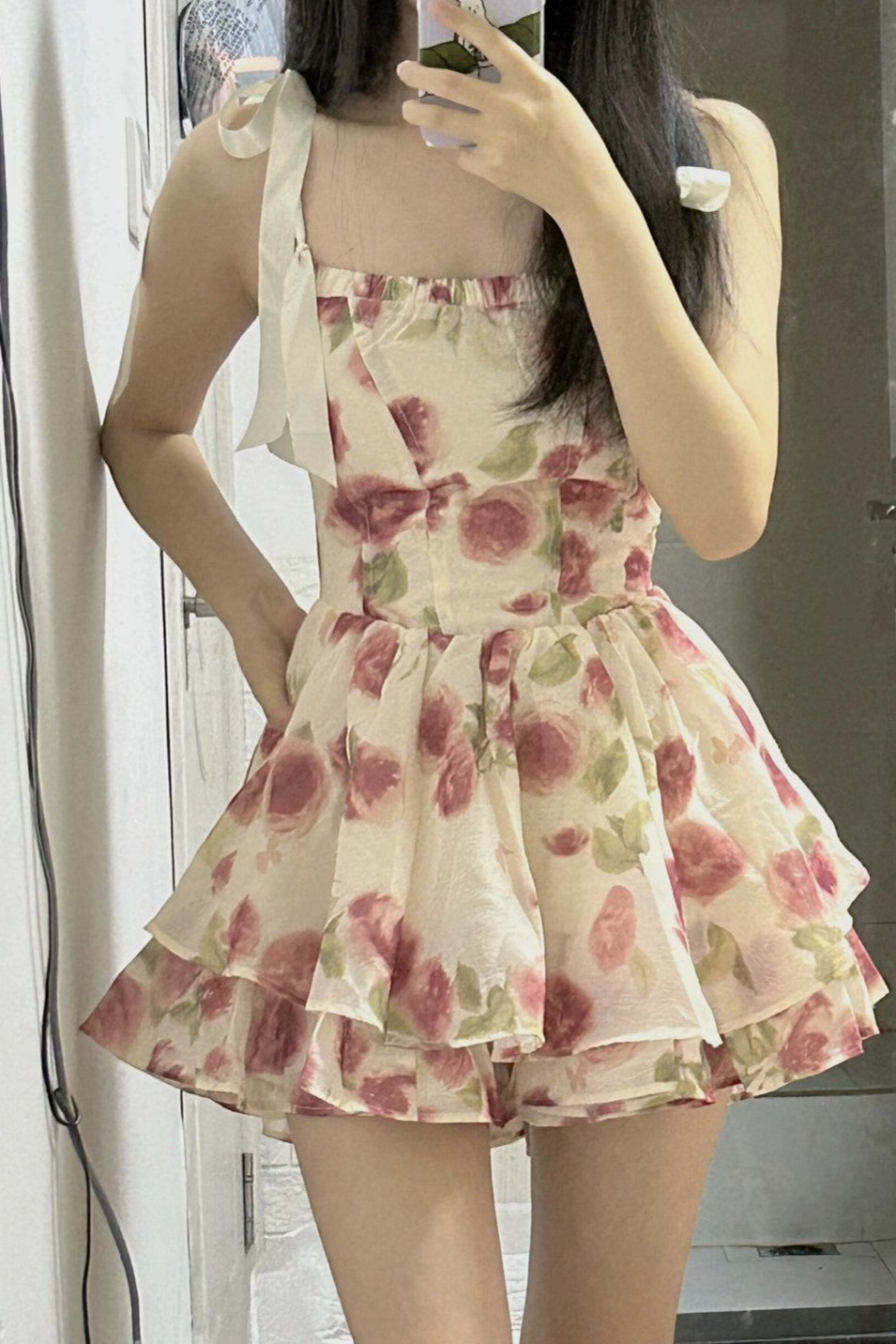 甜美風綁帶碎花蓬蓬女夏薄款收腰吊帶連衣裙短裙子