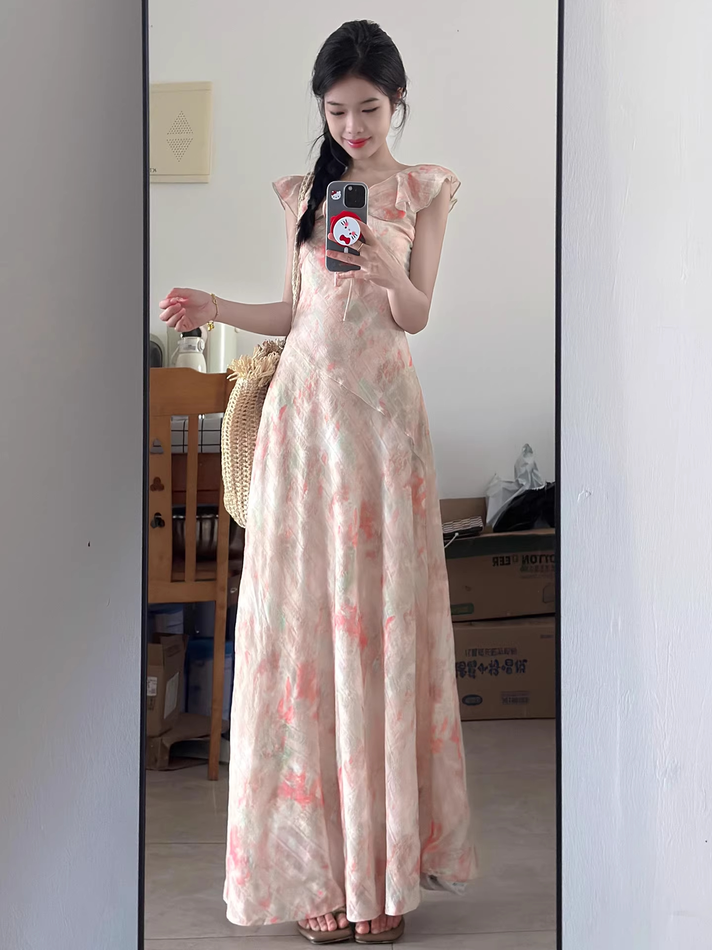 法式氣質冷淡系獨特別致小碎花連衣裙2026夏日絕美V領小裙子新款