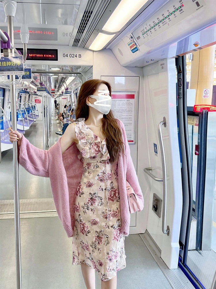 法式溫柔玫瑰印花無袖背心連衣裙高級感復古方領氣質收腰顯瘦長裙